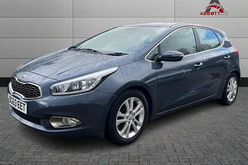 Blue Used 2013 Kia Ceed Hatchback | £3,995 (Good price) - Image 1/1