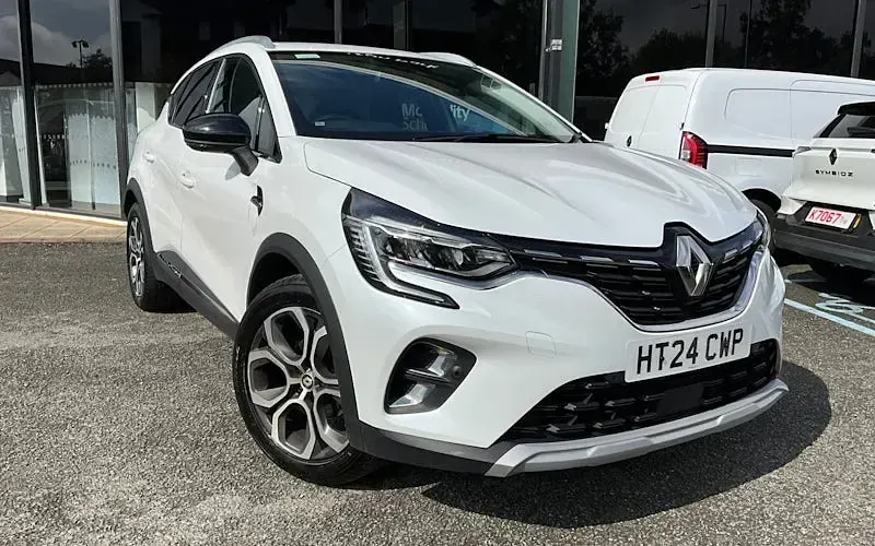 Used Renault Captur Techno 91 HP (66 kW) 2024 SUV