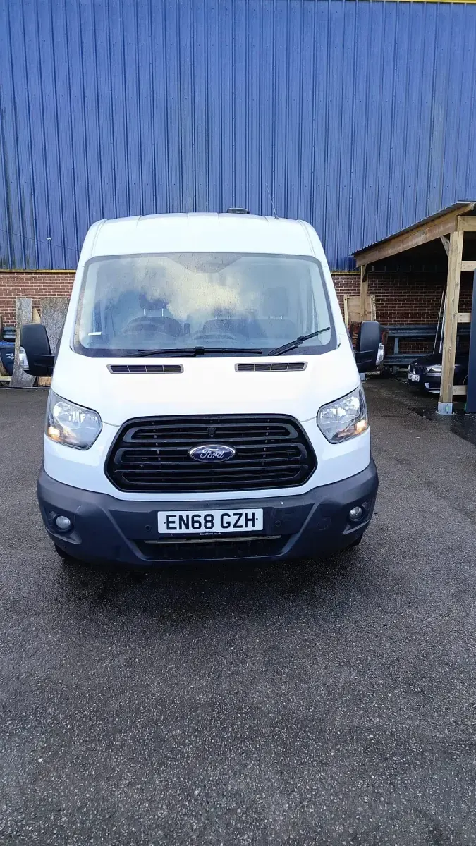 Used Ford Transit 130 HP (95 kW) 2019 White Van