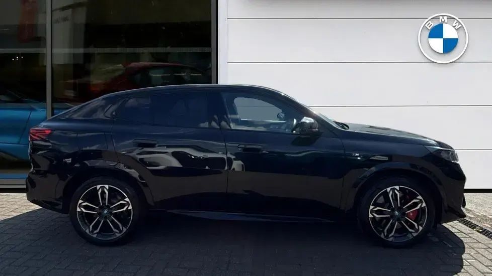 Used BMW iX2 M Sport 227 kW (309 HP) 2025 Black SUV