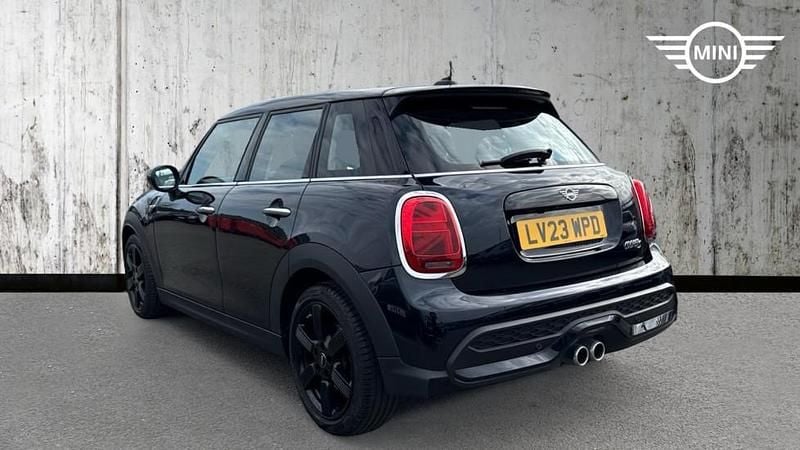Used Mini Cooper S Classic 176 HP (129 kW) 2023 Black Hatchback