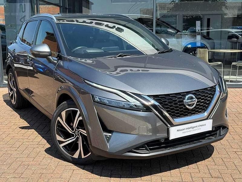 Grey Used 2022 Nissan Qashqai Tekna+ SUV | £22,999 (Expensive) - Image 1/3