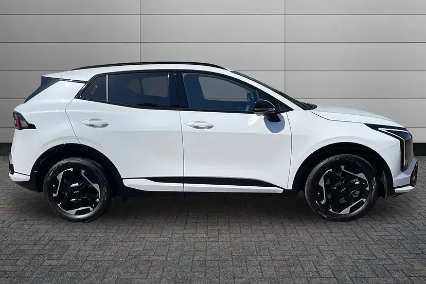 New Kia Sportage GT-Line 147 HP (108 kW) 2026 Fusion white SUV