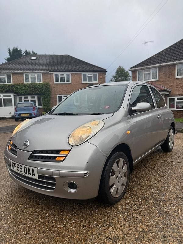 Silver Used 2005 Nissan Micra SE Hatchback | £2,150 (Good price) - Image 1/4