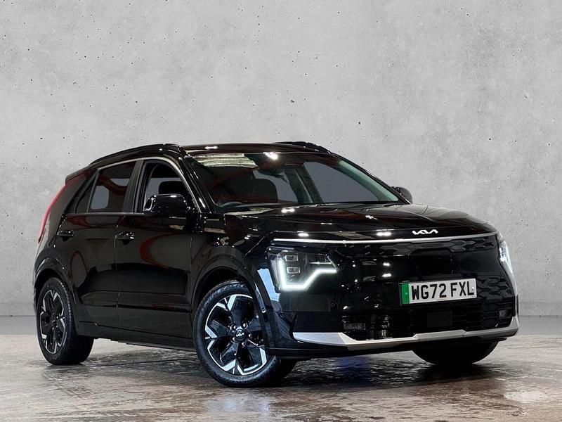 Black Used 2022 Kia e-Niro SUV | £18,490 (Good price) - Image 1/4