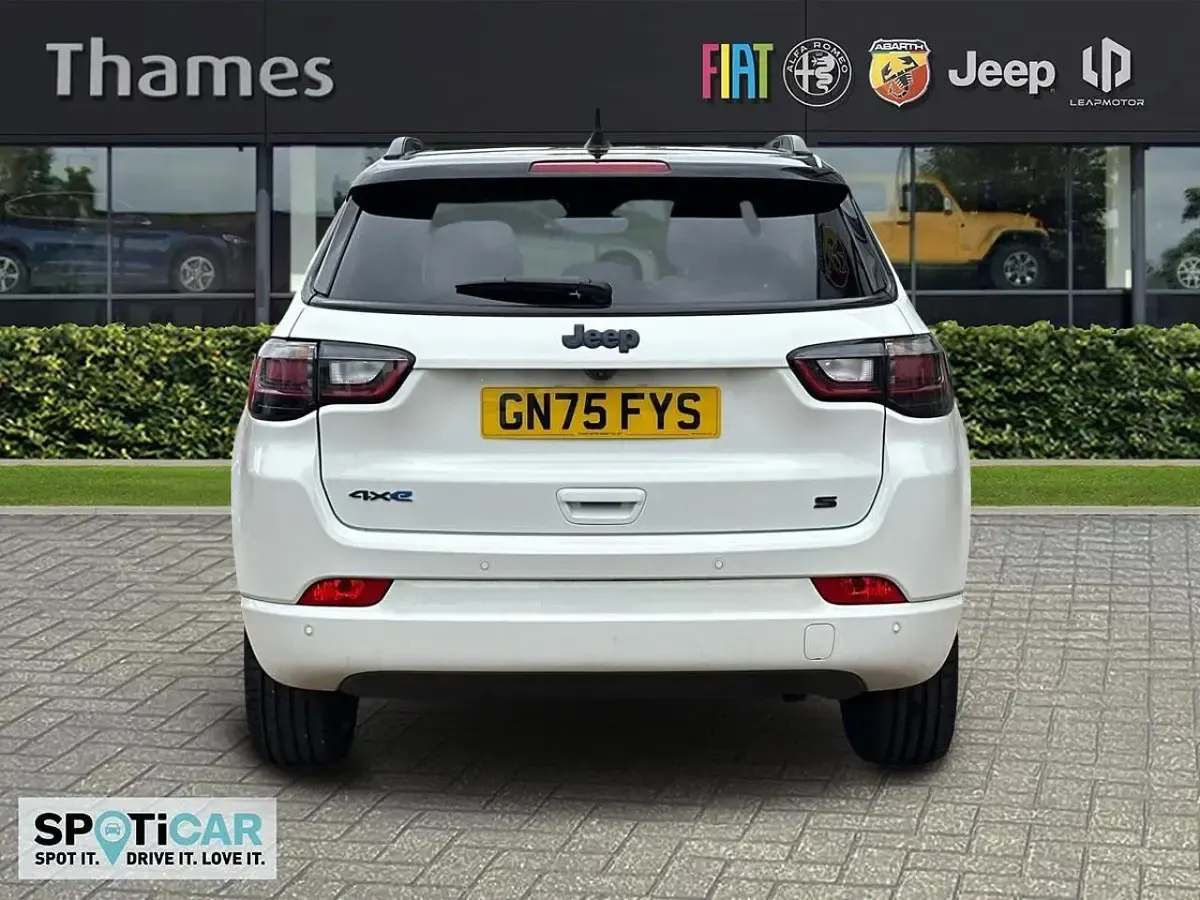 Used Jeep Compass 237 HP (174 kW) 2025 White SUV