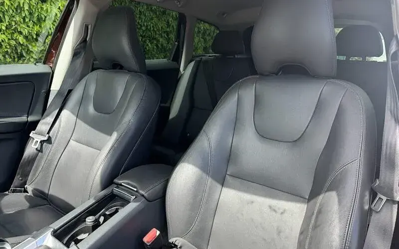 Used Volvo XC60 SE Lux 190 HP (139 kW) 2016 Bronze SUV