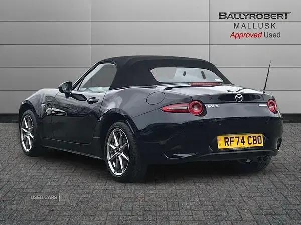 Begagnad Mazda MX5 Exclusive-Line 132 HK (97 kW) 2025 Svart Cab