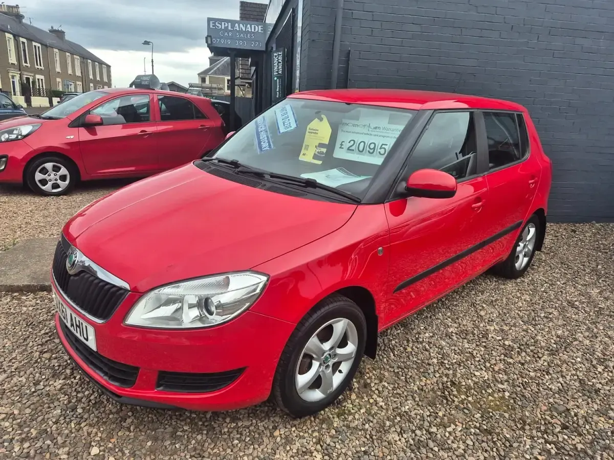 Used Skoda Fabia SE 86 HP (63 kW) 2012 Red Hatchback