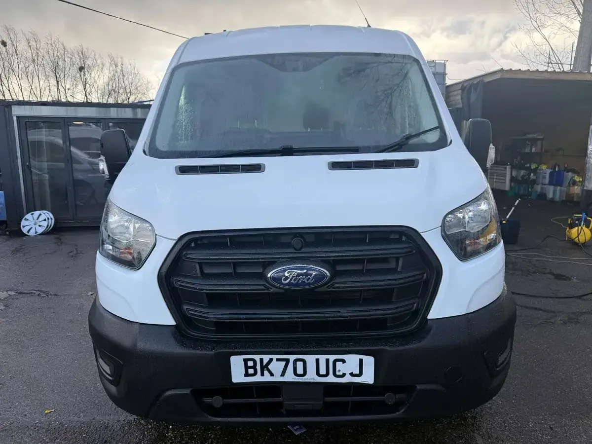 Used Ford Transit 105 HP (77 kW) 2020 White Van