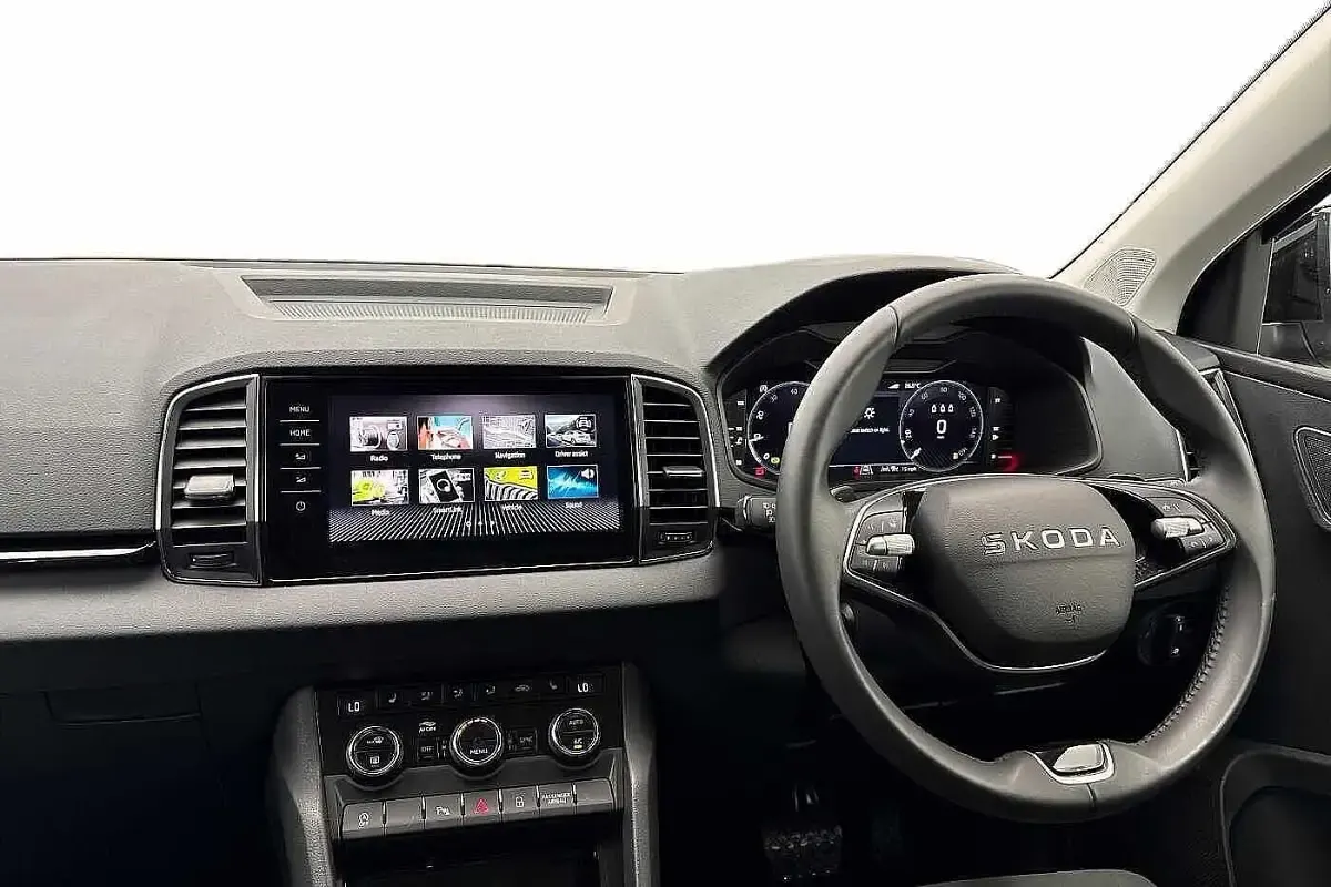 Used Skoda Karoq SE L 150 HP (110 kW) 2025 Black magic pearl effect SUV