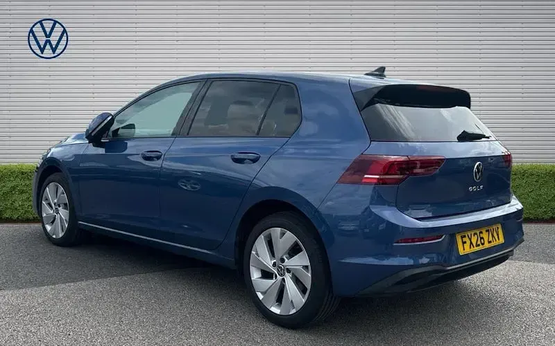 New VW Golf VIII Match 116 HP (85 kW) 2026 Blue Hatchback
