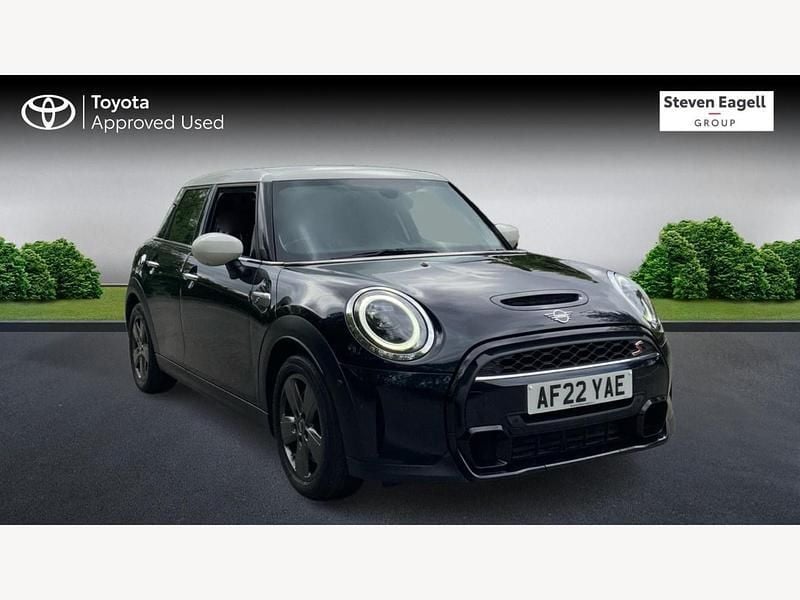 Blue/black Used 2022 Mini Cooper S Classic Hatchback | £15,995 (Good price) - Image 1/3