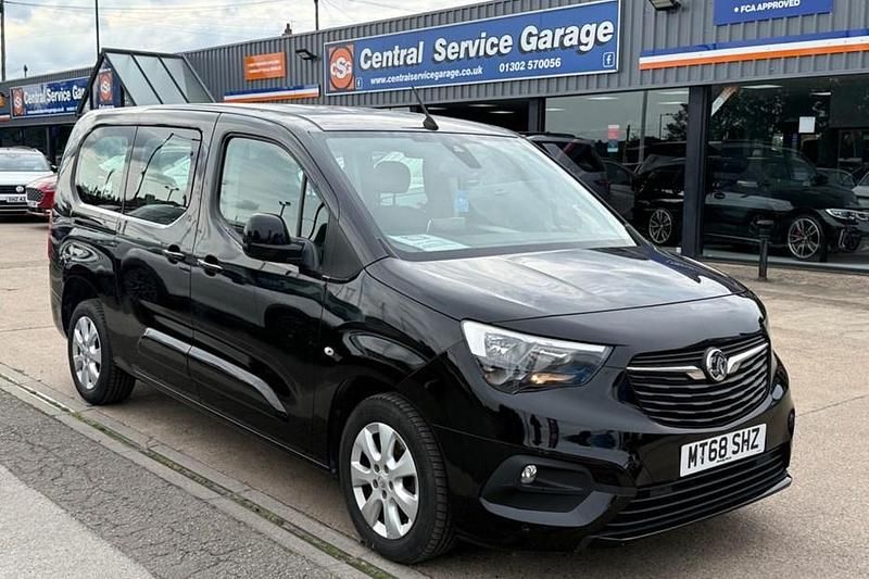 Black Used 2019 Vauxhall Combo S MPV | £13,295 (A bit pricey) - Image 1/1