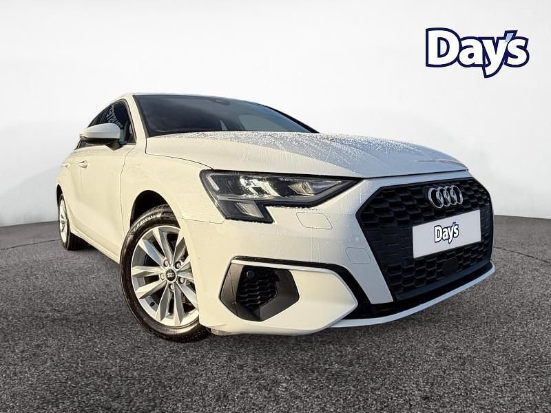 Usado Audi A3 150 HP (110 kW) 2022 Branco Sedan