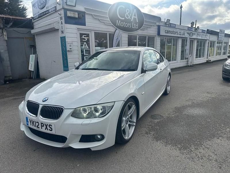 Used BMW 320 Sport Line 184 HP (135 kW) 2012 White Coupe