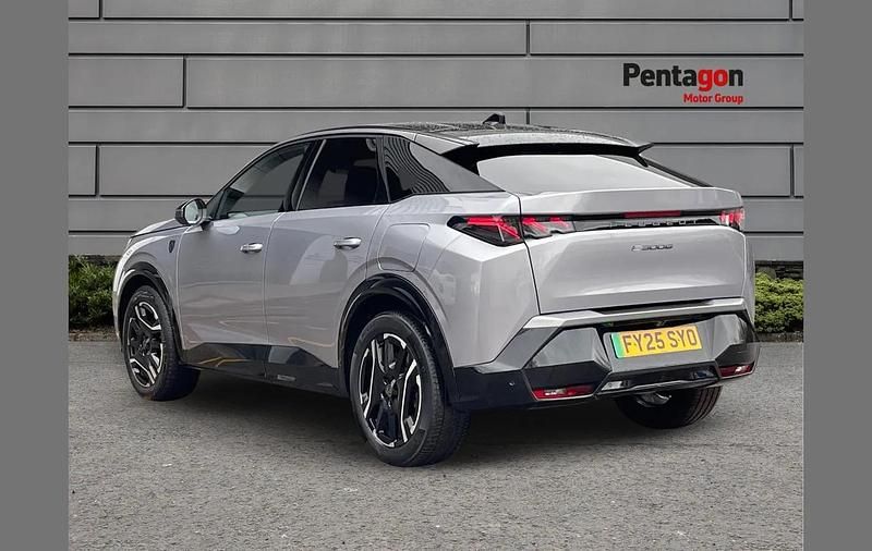 Used Peugeot e-3008 GTi 157 kW (214 HP) 2025 Grey SUV