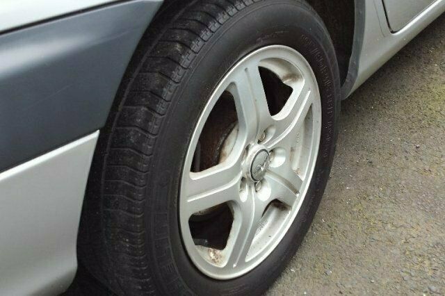 Used Toyota Avensis 127 HP (93 kW) 2003 Hatchback