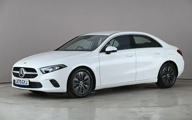 Gebraucht Mercedes A200 Executive 163 PS (119 kW) 2022 Limousine