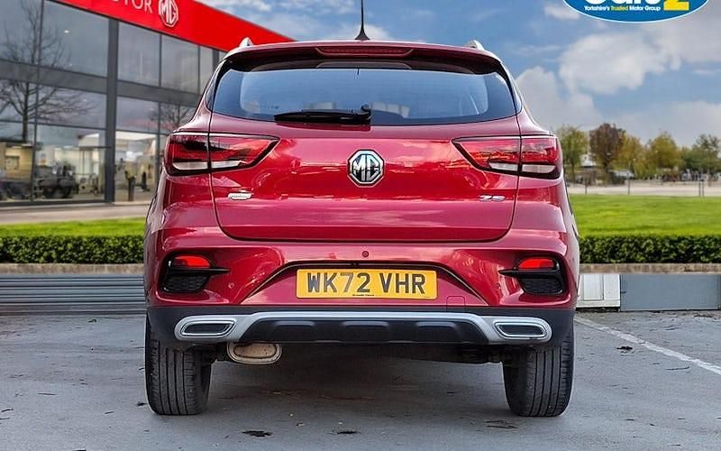 Used MG ZS Exclusive 106 HP (77 kW) 2024 SUV