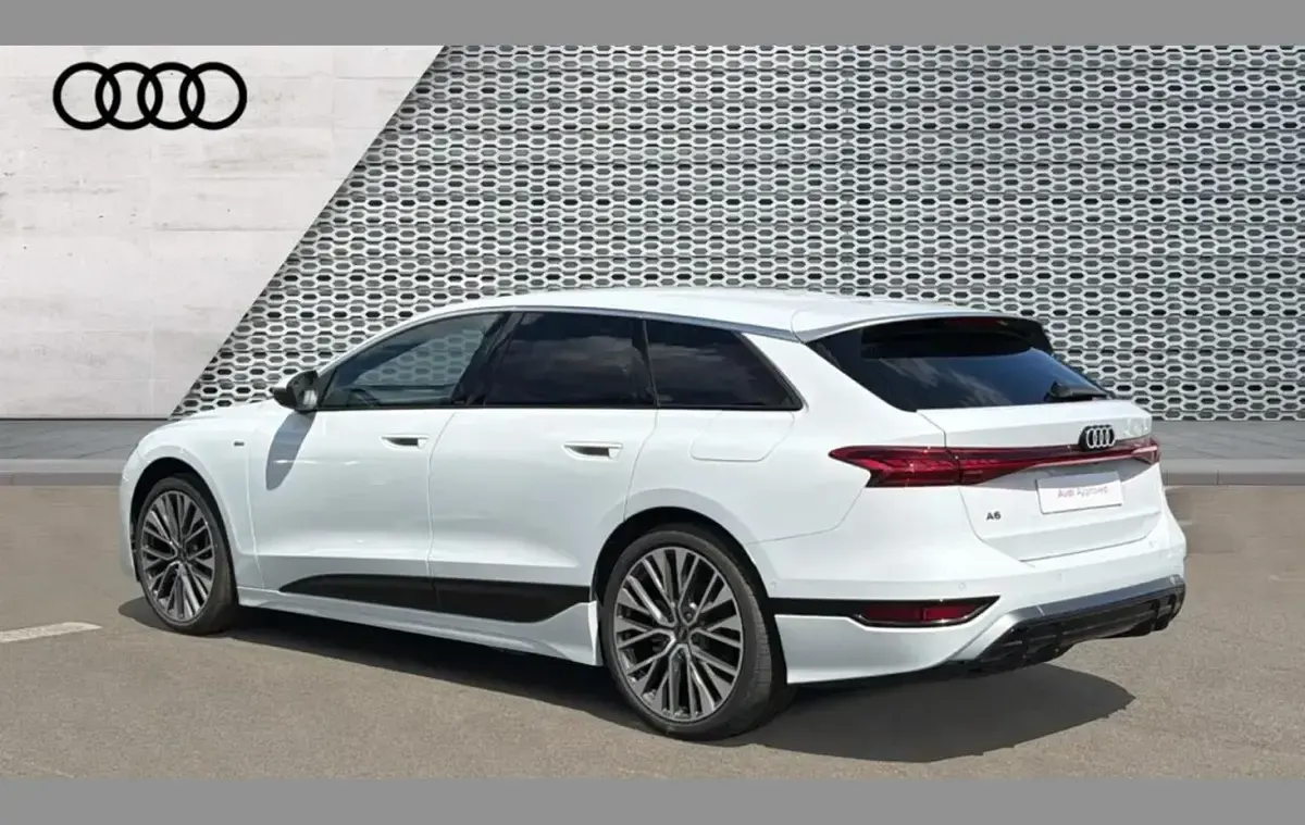 New Audi A6 e-tron S-Line 210 kW (286 HP) 2026 White Estate