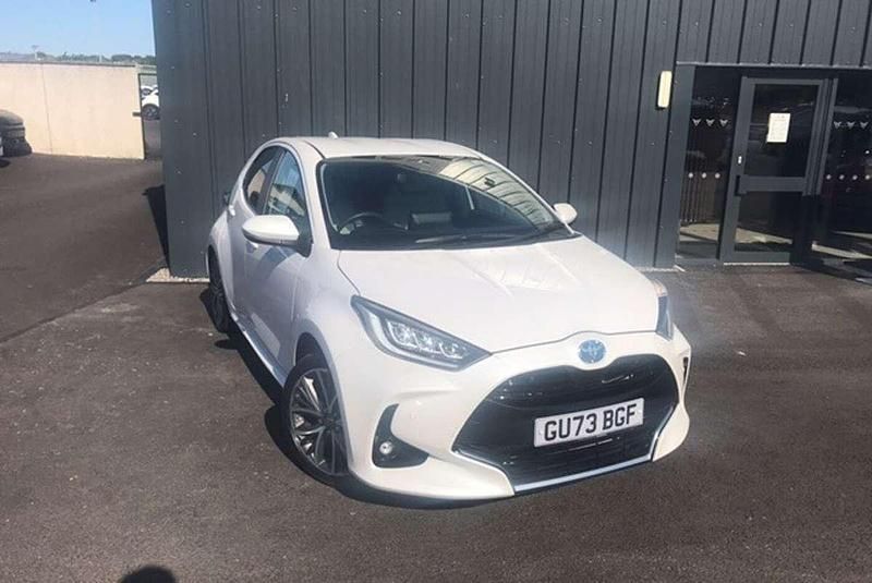 White Used 2023 Toyota Yaris Hybrid Hatchback | £19,995 (A bit pricey) - Image 1/4