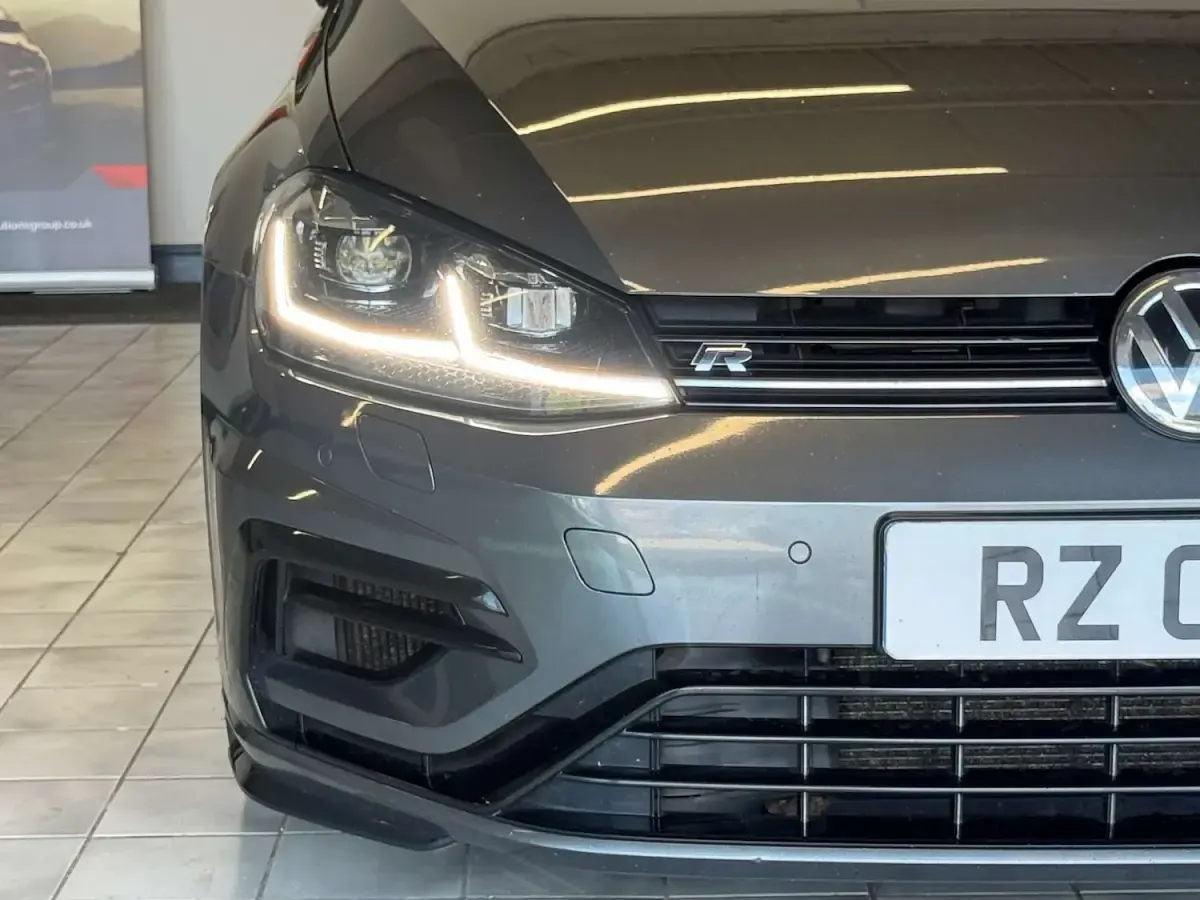 Used VW Golf VII R 310 HP (228 kW) 2018 Grey Hatchback