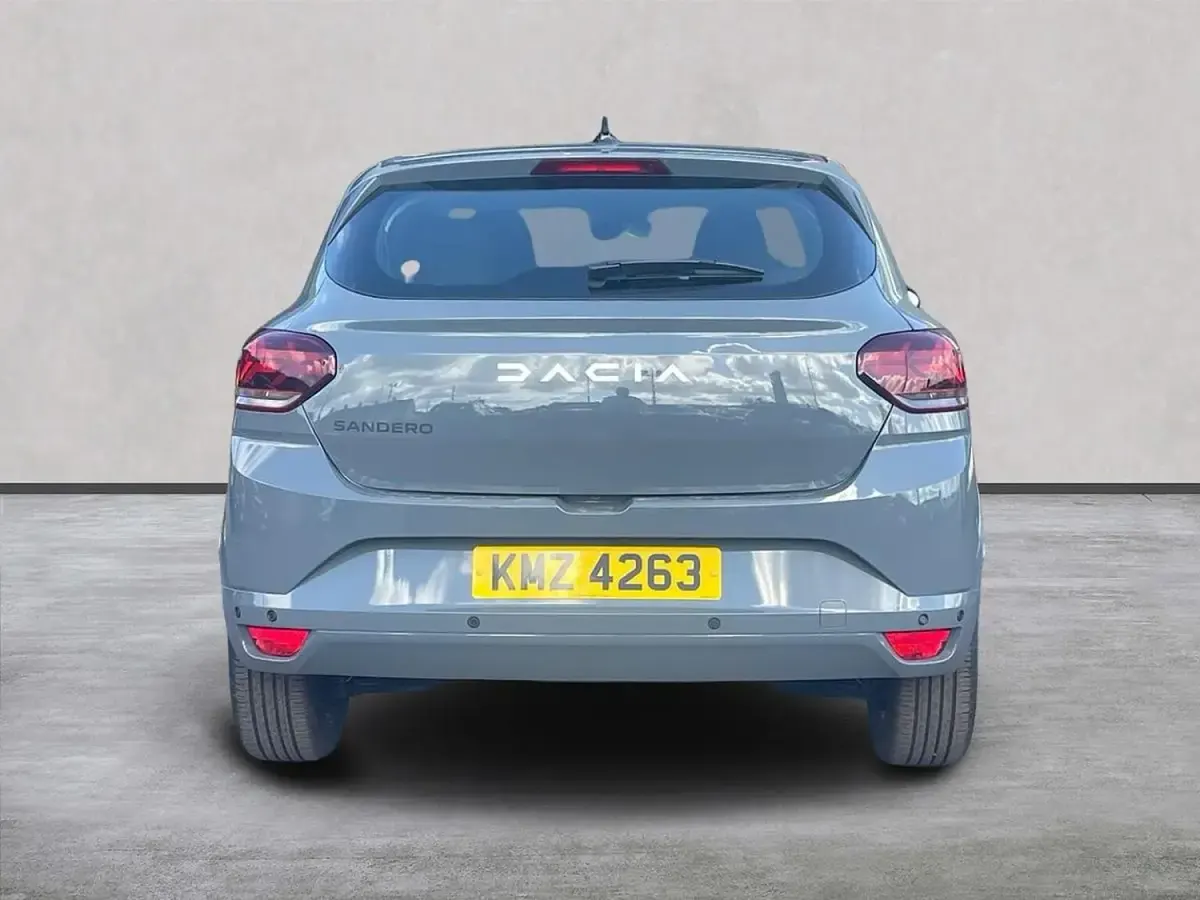 Ny Dacia Sandero Journey 2026 Grå Halvkombi
