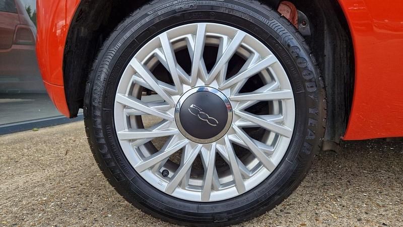 Used Fiat 500 Dolcevita 70 HP (51 kW) 2023 Orange Hatchback