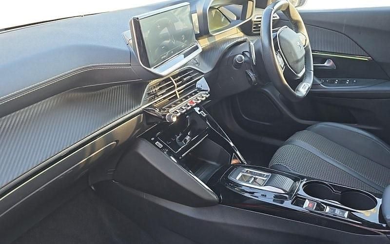 Used Peugeot 2008 GTi 131 HP (96 kW) 2022 Red SUV