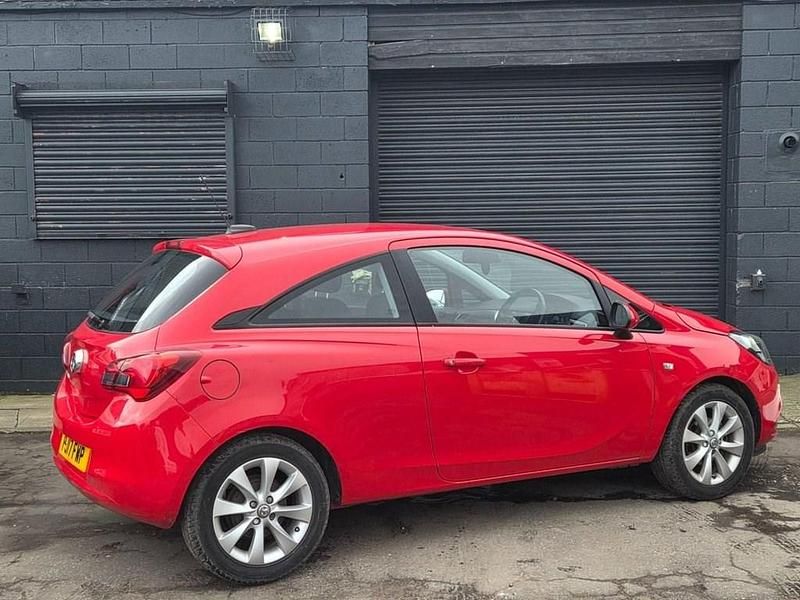 Used Vauxhall Corsa 75 HP (55 kW) 2017 Red Hatchback