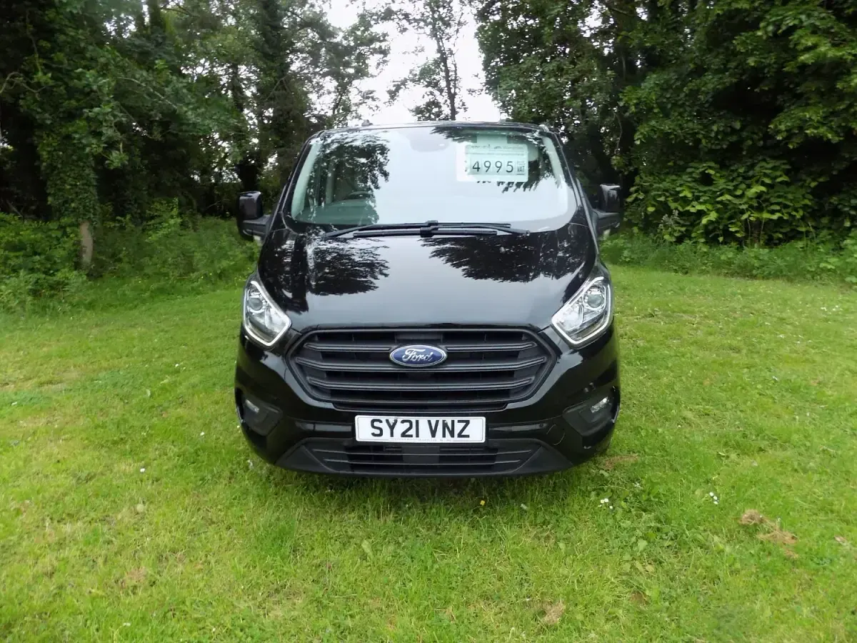Used Ford Transit Custom Trend 130 HP (95 kW) 2021 Black Van