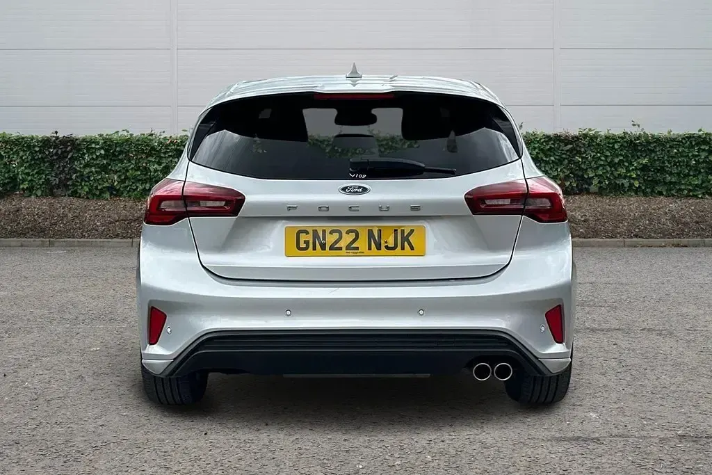 Usado Ford Focus ST-Line 2022 Prateado Citadino