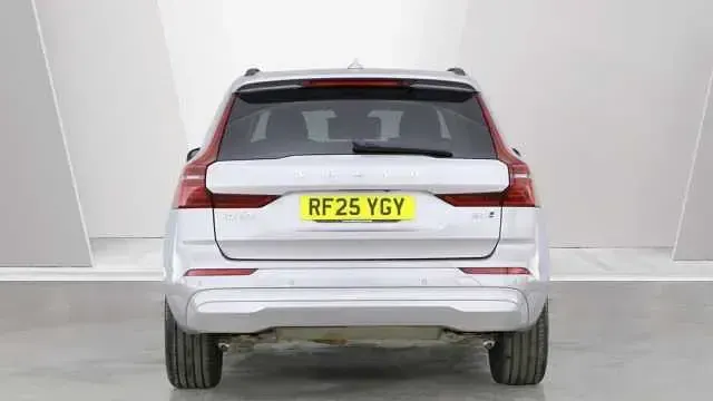 Used Volvo XC60 Core 247 HP (181 kW) 2026 SUV