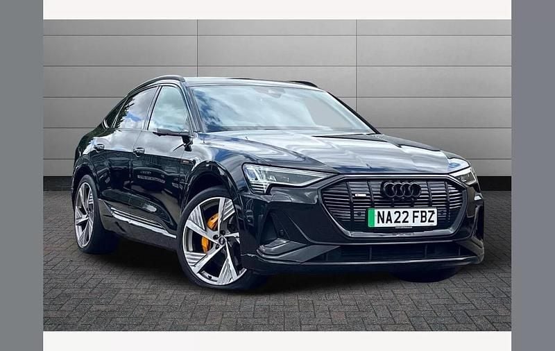 Black Used 2022 Audi e-tron Sportback Advanced SUV | £40,795 - Image 1/4