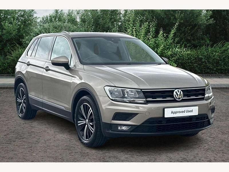 Beige Used 2018 VW Tiguan SE SUV | £15,650 (Fair price) - Image 1/4