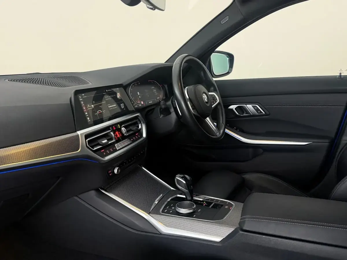 Used BMW 320 M Sport 184 HP (135 kW) 2021 Blue Sedan