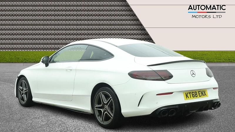 Used Mercedes C300 AMG Line Premium 245 HP (180 kW) 2019 White Coupe