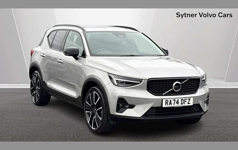 Used Volvo XC40 Ultra 194 HP (142 kW) 2025 Silver SUV