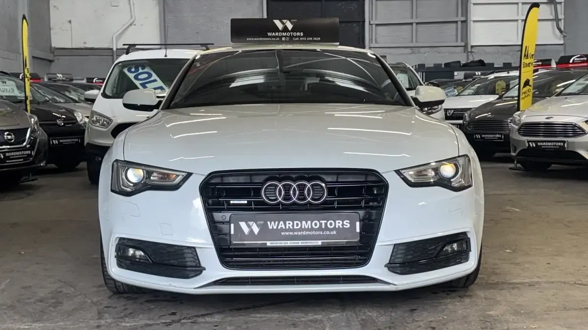 Used Audi A5 Black Edition 245 HP (180 kW) 2014 White Coupe