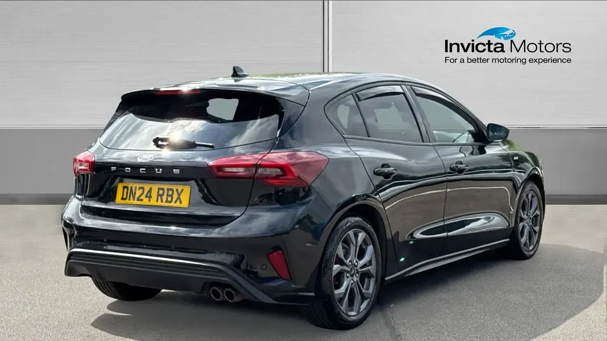 Used Ford Focus ST-Line 125 HP (91 kW) 2024 Black Hatchback