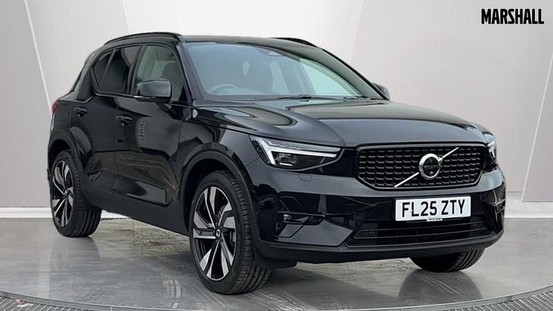 Black Used 2025 Volvo XC40 Ultra SUV | £37,383 (Expensive) - Image 1/4