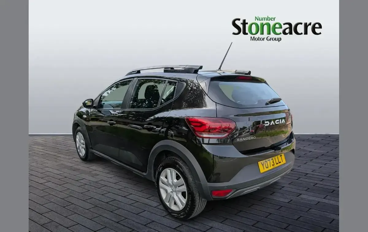 Used Dacia Sandero Expression 90 HP (66 kW) 2024 Black Hatchback