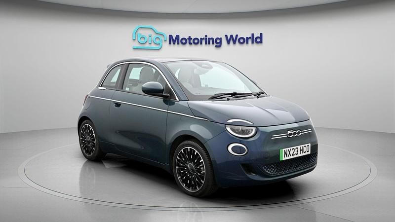 Used Fiat 500e La Prima 86 kW (118 HP) 2023 Green Hatchback