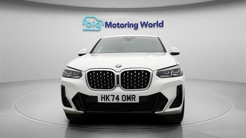 Used BMW X4 M Sport 190 HP (139 kW) 2024 White SUV