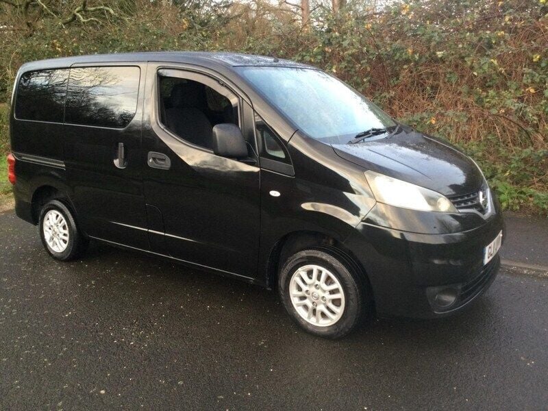 Black Used 2011 Nissan NV200 SE Van | £3,690 (Fair price) - Image 1/4