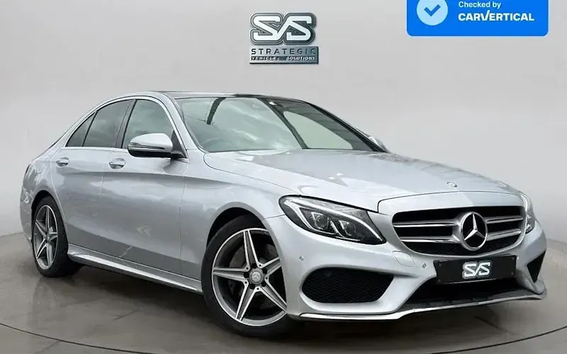 Used Mercedes C300e AMG Line Premium 231 HP (169 kW) 2018 Sedan