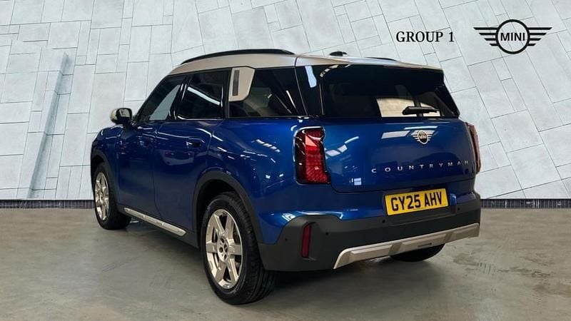 Used Mini Countryman Exclusive 170 HP (125 kW) 2025 Blue SUV