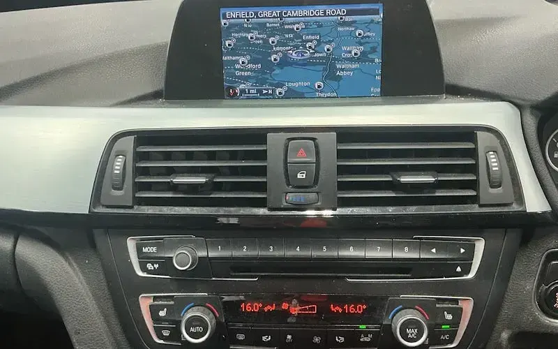 Used BMW 318 M Sport 143 HP (105 kW) 2014 Silver Hatchback