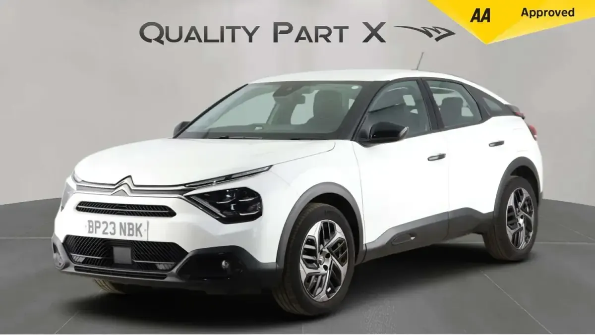 Used Citroën C4 PureTech 100 HP (73 kW) 2023 White SUV